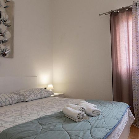Zorana Apartment โรกอซนิซา ภายนอก รูปภาพ